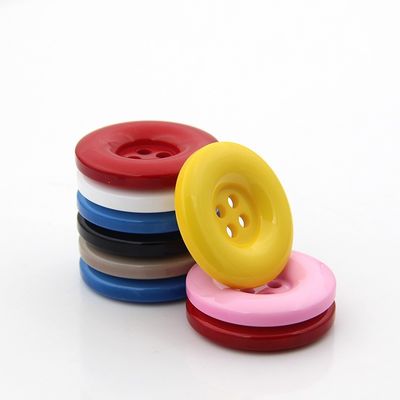 Oeko-tex Factory оптовые товары Одежда Аксессуары Мода 4 отверстия Пластиковая Кнопка Одежда Кнопки смолы